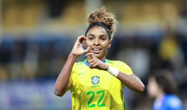 Brasil bate a Itália com gol de Luany e segue invicto desde a Copa América