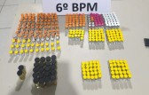 Homem é preso com anabolizantes e medicamentos contrabandeados