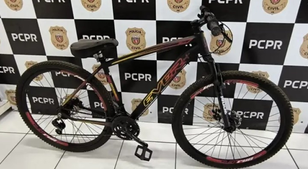 Polícia Civil procura os donos de duas bicicletas recuperadas