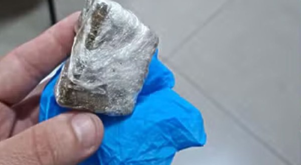 Professora encontra maconha em mochila de bebê de 11 meses em creche no PR e mãe diz que esqueceu