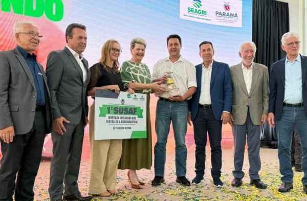 Município é homenageado no Palácio Iguaçu e recebe destaque estadual pelo pioneirismo no SUSAF-PR