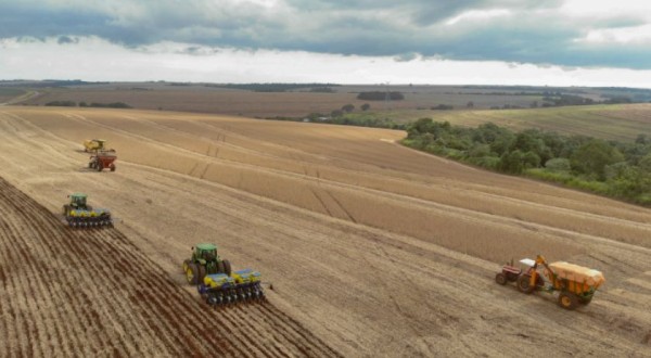 Com projeção de 14,4 milhões de toneladas, Paraná inicia plantio da 2ª safra de milho