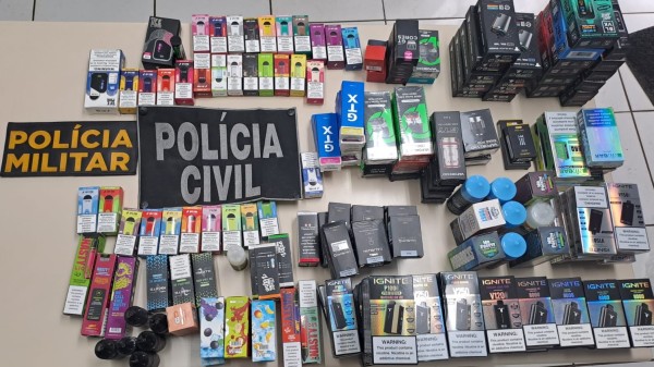 Polícias Civil e Militar apreendem 280 cigarros eletrônicos e prendem dois comerciantes em flagrante durante operação Cidade Segura