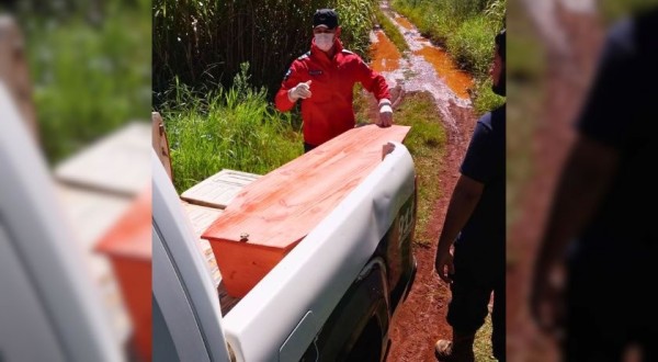 Corpo encontrado pode ser de jovem de 21 anos e polícia investiga causa da morte
