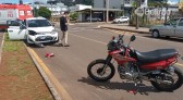 Motociclista de 18 anos se fere em acidente com carro no bairro Industrial