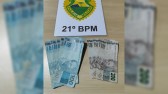 Jovens vendem veículo e recebem dinheiro falso como pagamento