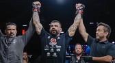 Beltronense Elizeu Capoeira estreia com nocaute e vence luta principal da Liga Monstro Combate