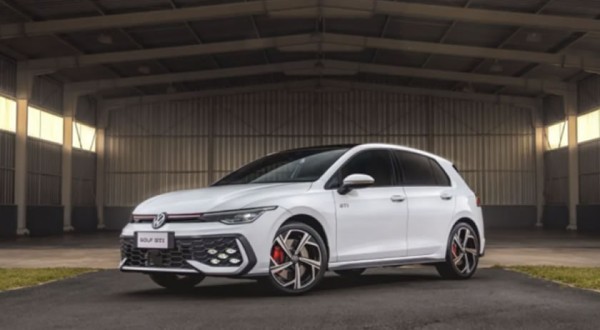 Volkswagen abre novo lote do Golf GTI no Brasil por R$ 430 mil