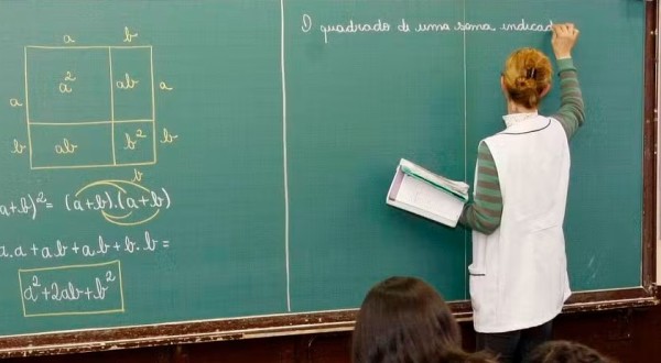 Em seis anos, procura por cursos de licenciatura cai 74% em universidades públicas do Paraná