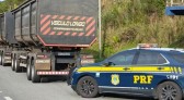 Bitrem com placa de PVC e 37 toneladas de carga acima do permitido é apreendido na BR-376, no Paraná