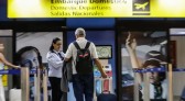 Paraná realiza vacinação contra sarampo em aeroportos nesta semana
