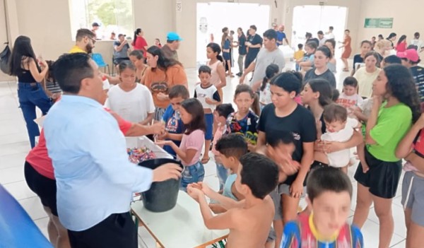 Padre Ulrico promove Natal Solidário para crianças