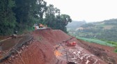 DER/PR inicia instalação do muro de contenção na PR-182, em Salgado Filho