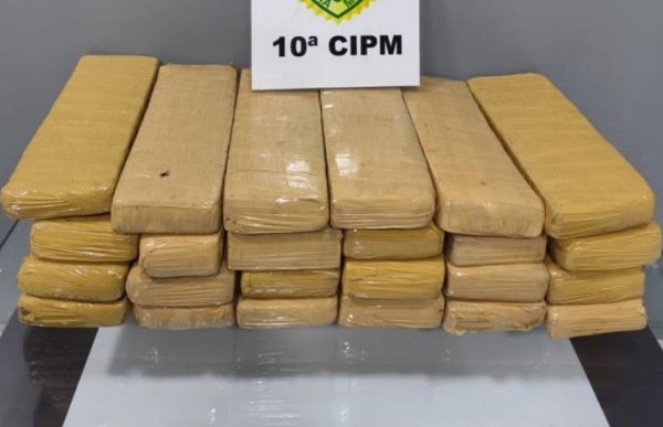 Homem é preso com cerca de 20 quilos de maconha