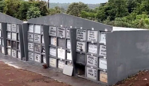 Cemitério é invadido e corpo de mulher tem partes roubadas no Paraná
