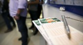 Mega-Sena deste sábado deve pagar prêmio de R$ 32 milhões