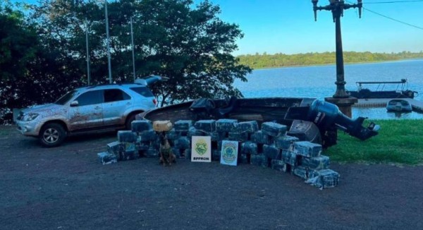 Mais de 800 kg de maconha são apreendidos no Paraná