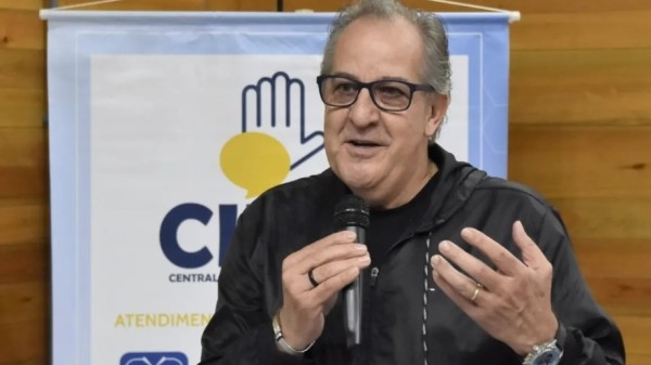 Após desistir do pleito eleitoral, Bonetti volta atrás e prefeito Cleber o confirma como candidato a prefeito