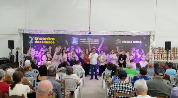 Encontro reúne idosos de seis bairros