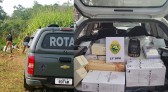 Carro carregado de vinho tenta furar bloqueio da Polícia Militar