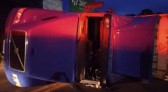 Acidente na PR-566 em Itapejara do Oeste envolve tombamento de caminhão com um ferido