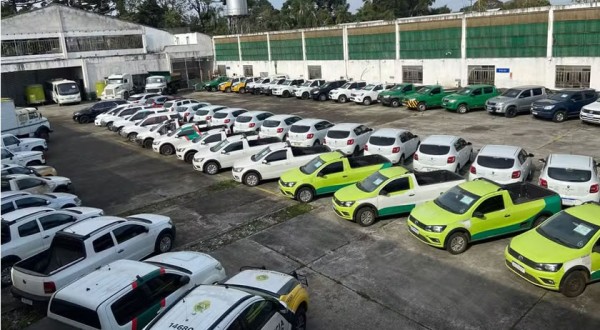 Governo do Paraná faz leilão com 92 veículos oficiais, incluindo Amarok, Hilux e Saveiro