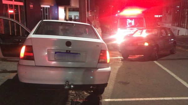 Jovem fica ferido em colisão no Bairro Luther King