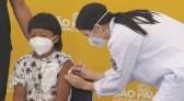Primeira criança do Brasil é vacinada contra a Covid-19