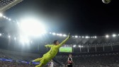 Léo Jardim brilha, e Vasco e Flamengo empatam sem gols no Maracanã