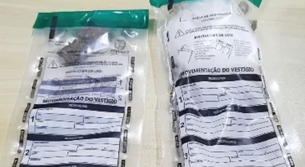 Quatro homens são encaminhados à delegacia após apreensão de cocaína