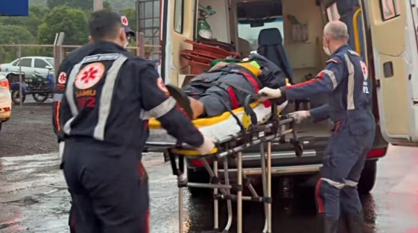 Motociclista fica ferida após acidente no Bairro Industrial