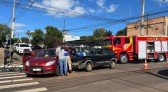 Acidente entre dois veículos mobiliza Corpo de Bombeiros
