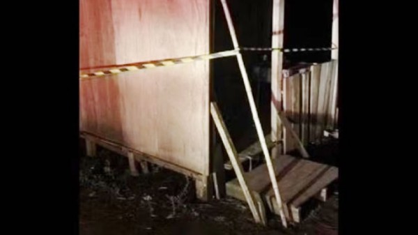 Mulher é presa suspeita de matar irmã com facada no pescoço