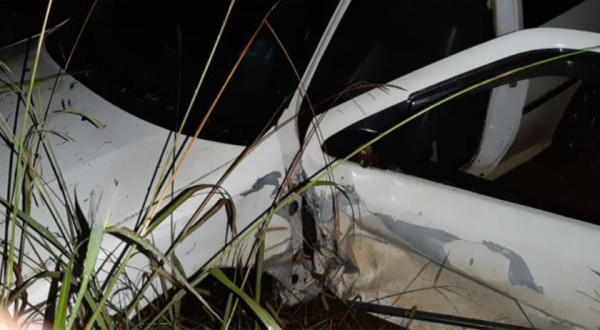 Veículo invade pista contrária e quase causa tragédia na BR-163