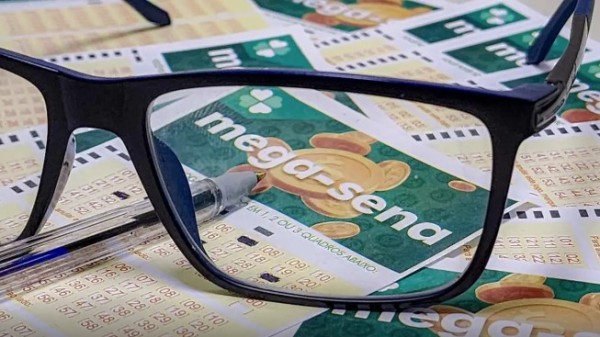 Mega-Sena sorteia nesta quinta prêmio acumulado em R$ 130 milhões