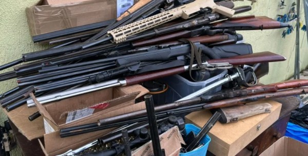 Polícia Civil prende ex-militar suspeito de fornecer armas para facções do RJ 