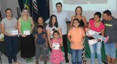Administração Municipal adquire óculos tecnológicos para alunos com deficiência visual