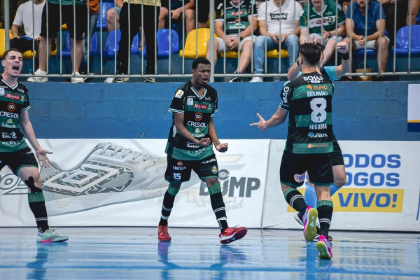 Marreco e São Miguel se enfrentam em jogo de volta das oitavas da Séria Ouro Paranaense