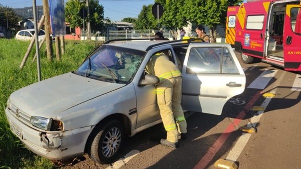 Mulher fica ferida em acidente em Francisco Beltrão
