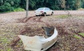 Motorista perde controle e carro sai da pista na PR-281