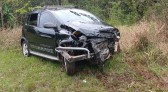 Colisão entre três veículos deixa feridos na PR-180
