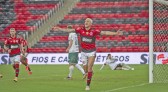 Com gol de Pedro, Flamengo vence o Palmeiras na estreia do Brasileirão 2021
