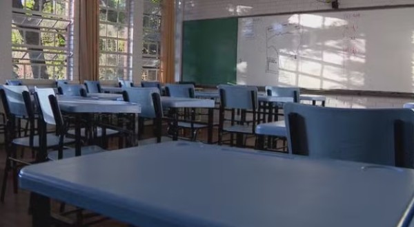 Funcionário de colégio cívico-militar é denunciado por abuso sexual contra três adolescentes