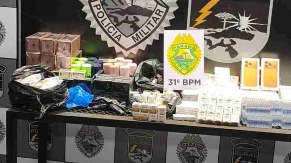Homem é preso com medicamentos e eletrônicos contrabandeados