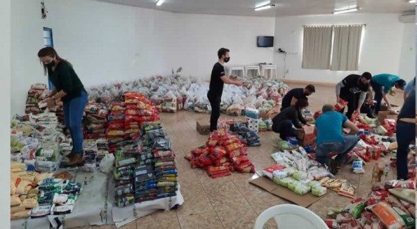 Sicoob São Miguel arrecada mais de 45 toneladas de alimentos no Dia C