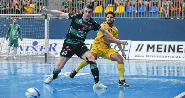 Marreco mostra sua força, vence o São Miguel em casa e avança para a próxima fase do Paranaense