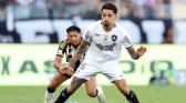 Atlético-MG derrota Botafogo e vence a primeira no Brasileirão