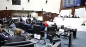 Deputados do Paraná aprovam reajuste de 5% para servidores públicos