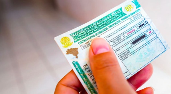 Comissão aprova volta do exame médico obrigatório na renovação da CNH