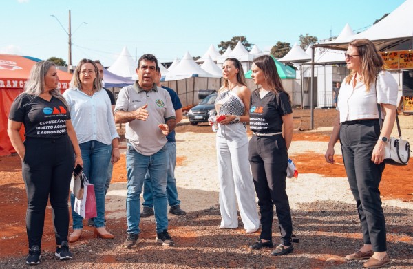 Vereadores visitam o Sudoeste Rural Show para avaliarem o  bem-estar dos animais no evento